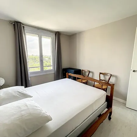Spacieux Pres De La Et Commerces, 4 Couchages - Fr-1-361-433 Apartment *